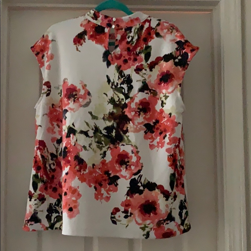 Floral High Neck Shell - Picture 2 of 5